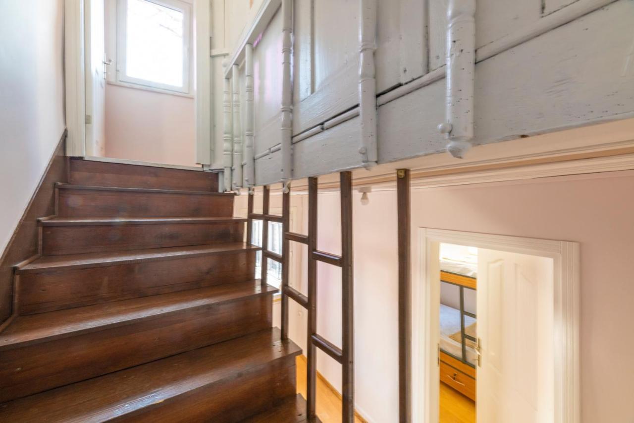 Taksim Wooden House Hostel İstanbul Dış mekan fotoğraf